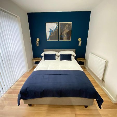 Large 5-Bed City Centre Townhouse With Secure Parking Manchester Exterior photo