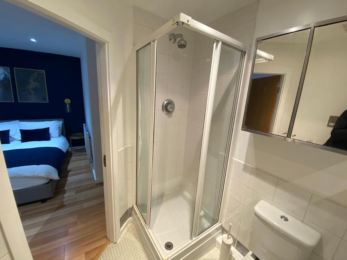 Large 5-Bed City Centre Townhouse With Secure Parking Manchester Exterior photo